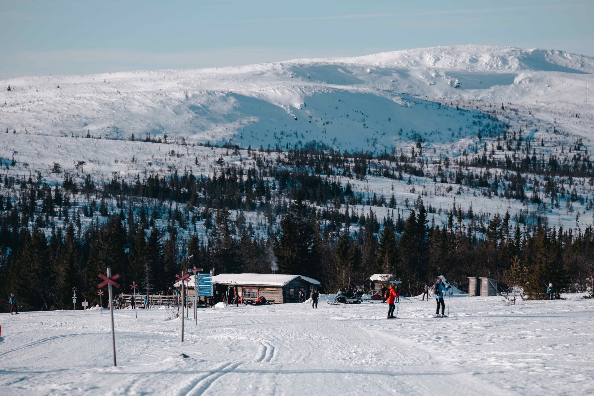 Vinterlandskap vid Samevistet, Storhogna